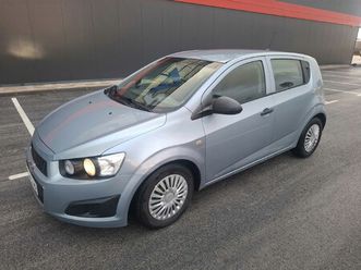 chevrolet aveo 2013 frisko regan godinu dana