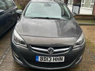 vauxhall, astra, hatchback, 2013, manual, 1598 (cc), 5 doors