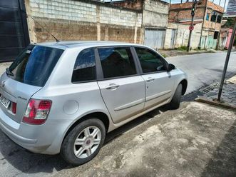 fiat stilo duologic 1.8 attractive flex 8v 5p 2011