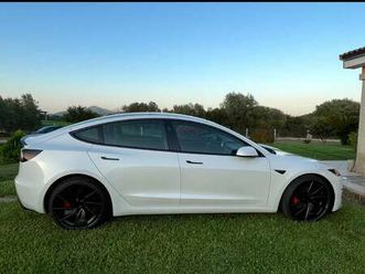 performance dual motor awd km 7200