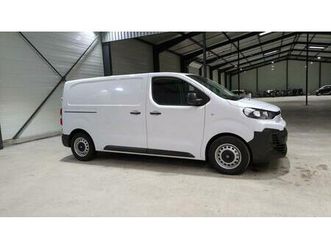 m bluehdi 145 bvm6 + navi + camera de recul