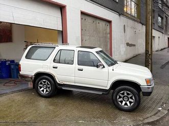 toyota 4runner sr5 v6 4x4