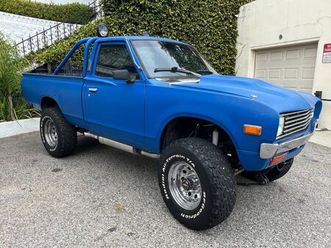 datsun pick up
