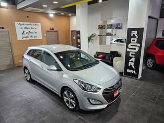 hyundai i30 1.6 crdi 128cv style (119.000 km)