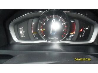 volvo s60 t3 geartronic summum summum
