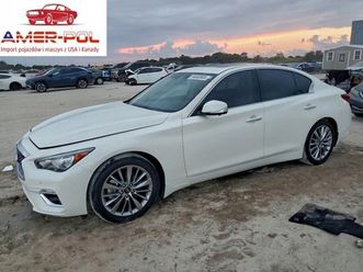 infiniti q50 luxe 2024 3.0l 3.0 benzyna 300km