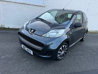 peugeot 107 1.0 finition urban,