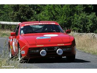 porsche 944 équipée rallyes de régularité