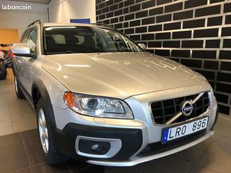volvo xc70 2.4 d5 summum 205 ch 4x4 awd bva 1ère main - cuir - attelage - 167500 km
