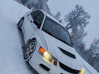 mitsubishi lancer evo 9