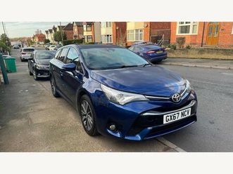 1.6 d-4d business edition plus touring sports euro 6 (start/stop) 5dr