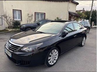 renault latitude v6 3.0 dci 240ch