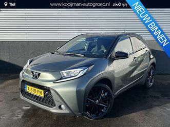 toyota aygo x - 1.0 vvt-i mt pulse nl-auto lmv, led, achteruitrijcamera, privacy glass, apple carplay en/o