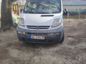opel vivaro 2,5