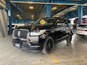 used lincoln navigator 2021