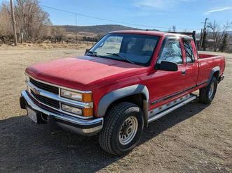 4x4 chevy k2500 pickup