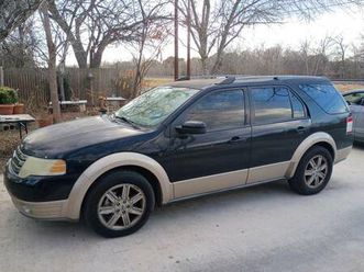 clean 2008 ford taurus x 3rd row seats a 2 b car