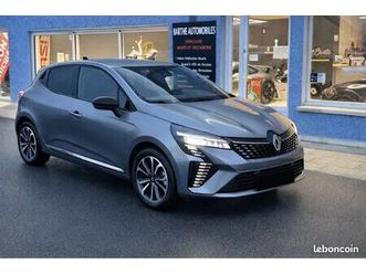 clio 5 e-tech 145 / techno / toit panoramique / phase 2