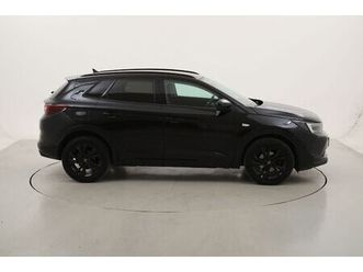 grandland gs line at8 1.5 diesel 131cv