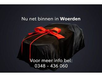 toyota corolla touring sports - 1.8 hybrid bi-tone limited