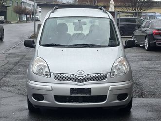 yaris verso 1.5 linea sol