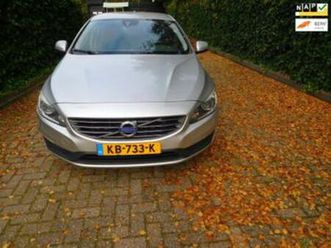 volvo s60 zeer nette auto net grote beurd gehad en distribut — volvo — marktplaats