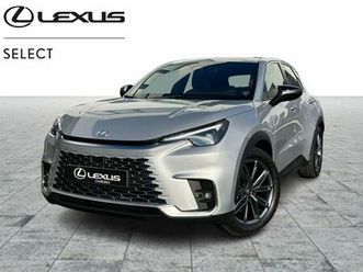 lexus lbx elegant + exécutive pack - stock