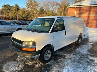 used 2013 chevrolet express 3500 work van