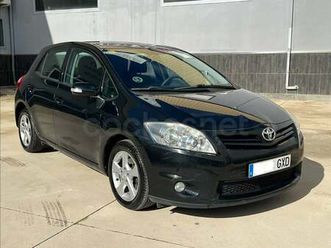 toyota auris 2.0 d4d advance