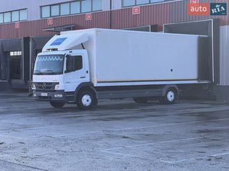 mercedes-benz atego 2011