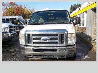 2008 ford econoline passenger van