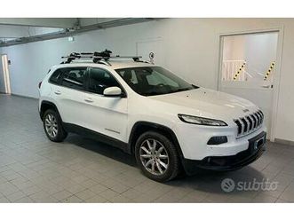 jeep cherokee 4x4 longitude 12/2015