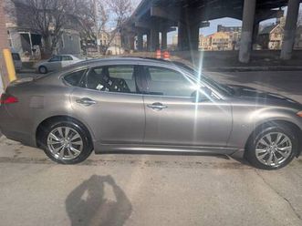 infiniti q70 3.7