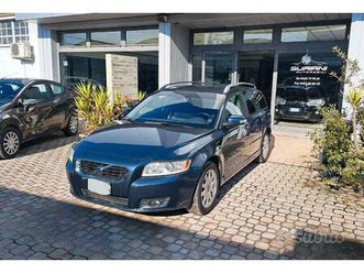 volvo v50 1.6 d cat momentum ok neo patentati