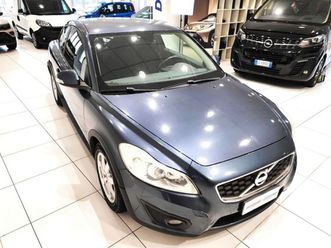 c30 (2006--->) c30 1.6 d2 kinetic 115cv*119.000 km*diesel*