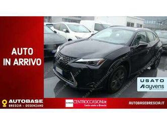 250h 2.0 business 2wd cvt my20