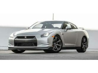used 2009 nissan gt-r premium