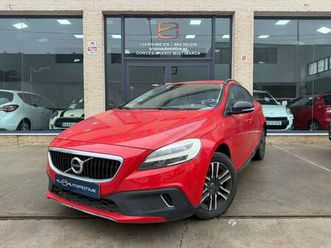 volvo v40 cross country 2.0 d2 momentum