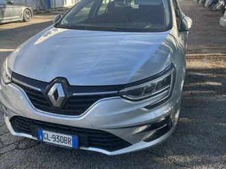 sporter 1.5 blue dci business 115cv edc