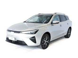 mg luxury long range