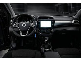 kgm tivoli essential 4wd automatik