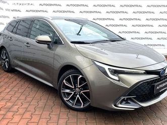 toyota corolla 2,0 hev,executive,čr,1.maj.