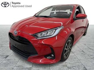 iconic + hi-tech pack