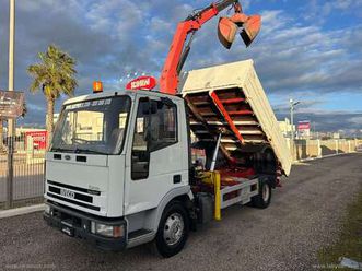eurocargo tector 75e15 ribaltabile con gru-pinza rotante