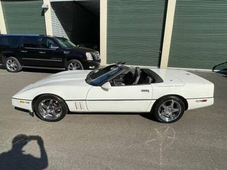 1987 corvette convertible official pace car edition