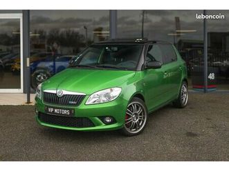 skoda fabia vrs 1.4 tsi 180 cv mk2 rs dsg6 5p - rallye green - toit ouvrant - carnet complet