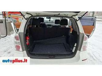 toyota corolla verso, 2.2 l., hatchback