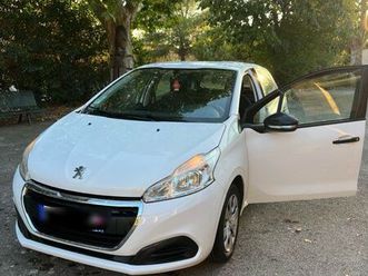 peugeot 208 hdi société