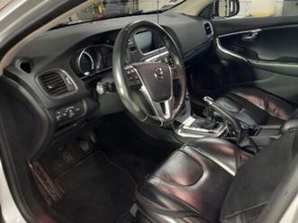 volvo v40 cross country ocean race 3d 150 km pierwszy właściciel