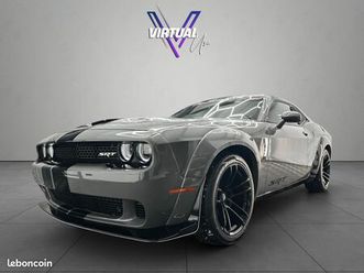dodge challenger 3.6 v6 306 ch widebody srt look – full led – cuir – bva – r20